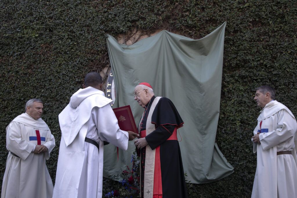 Bendición Signum Ordinis Jardines Vaticanos 2