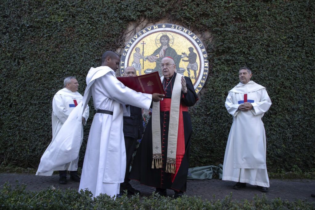 Bendición Signum Ordinis Jardines Vaticanos 3